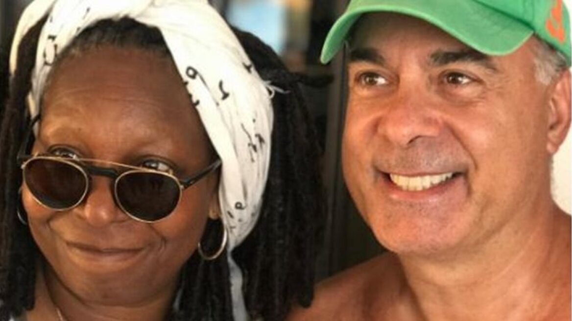 Whoopi Goldberg in Greece with Fotis Sergoulopoulos (photo)