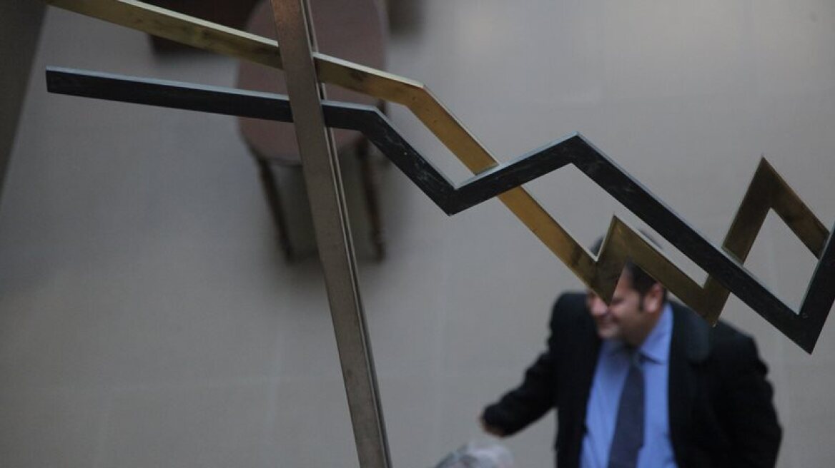 Greek stock market sluggish
