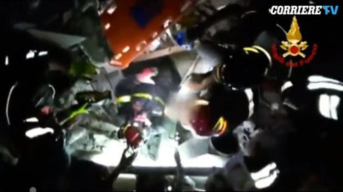 Amazing rescue of 7-month-old baby caught on video (video)