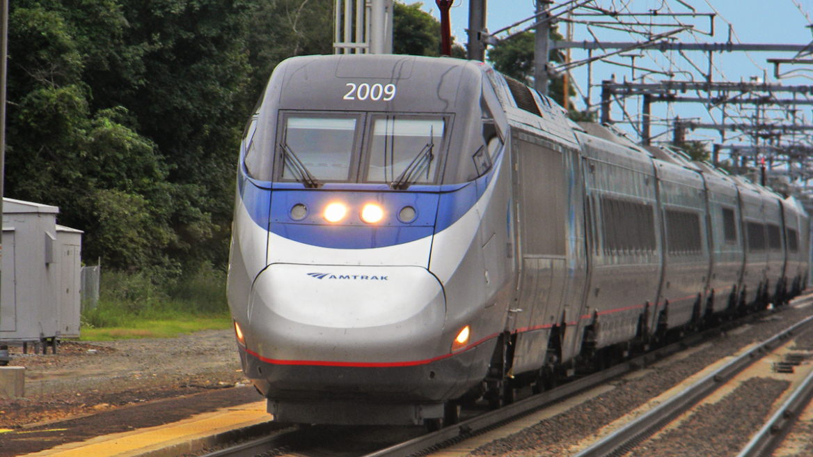 Σύγκρουση τρένων στην Φιλαδέλφεια - 33 τραυματίες