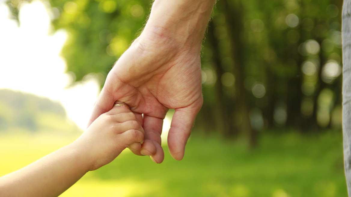 Eιδική άδεια 22 ημερών ετησίως σε δημοσίους υπαλλήλους με τέκνα που πάσχουν από αυτισμό