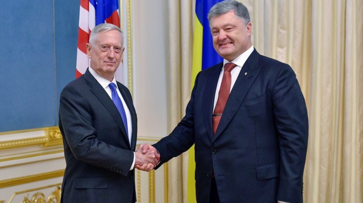 «Μυρίζει» μπαρούτι: 3.000 Ρώσοι στρατιώτες στην Ουκρανία - Έτοιμος ο Τραμπ να στείλει όπλα στο Κίεβο!