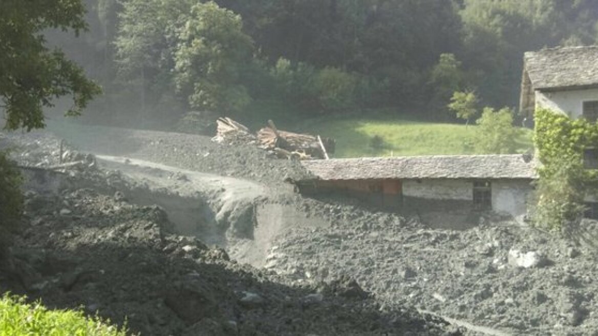 Ελβετία: Δεκατέσσερις αγνοούμενοι μετά από τρομακτική κατολίσθηση