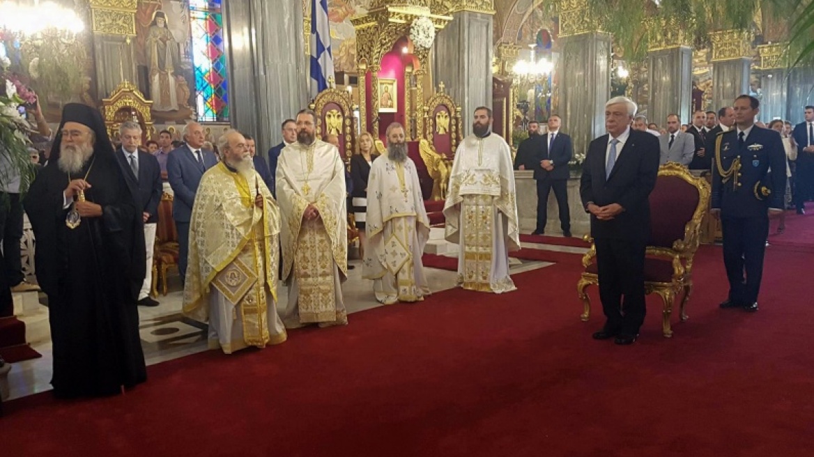 Στην Ζάκυνθο σήμερα ο Προκόπης Παυλόπουλος - Θα πετάξει πάνω από τα καμένα