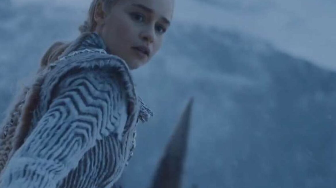 Ακόμη παραμιλάμε με το παλτό της Daenerys
