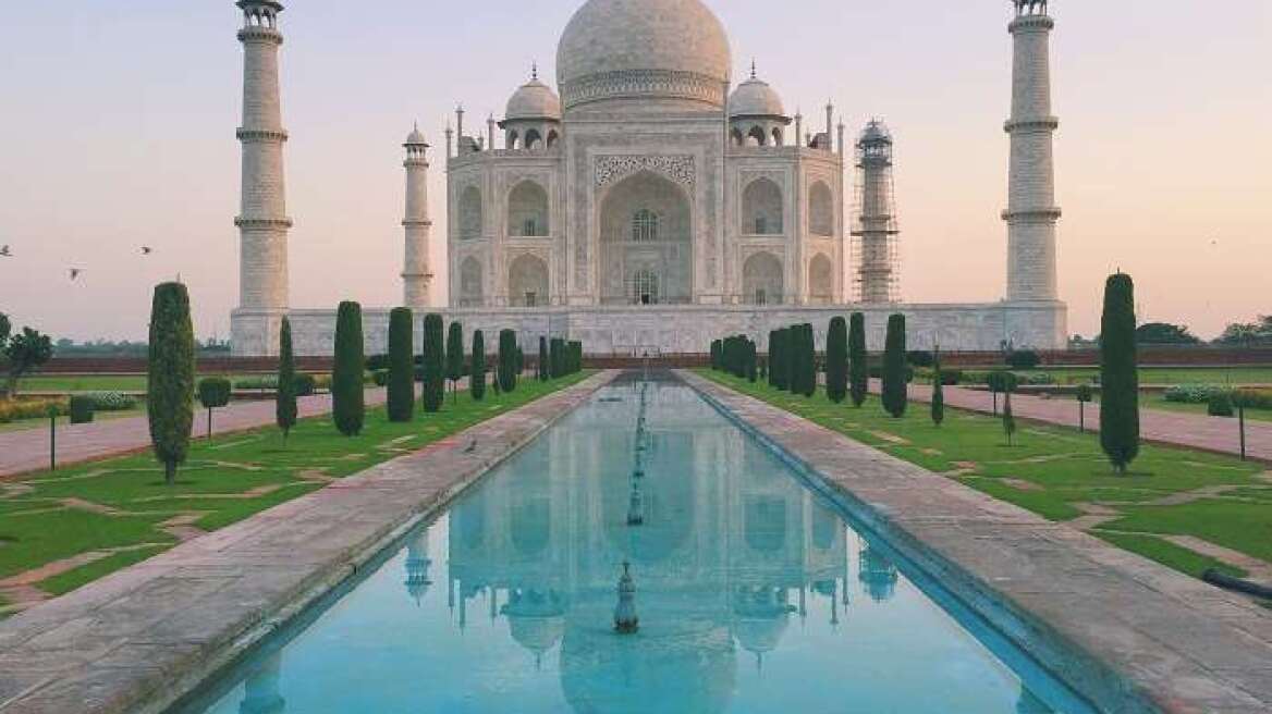 Διαμάχη στην Ινδία για το Ταζ Μαχάλ: Μουσουλμανικός τάφος ή ναός ινδουιστών;
