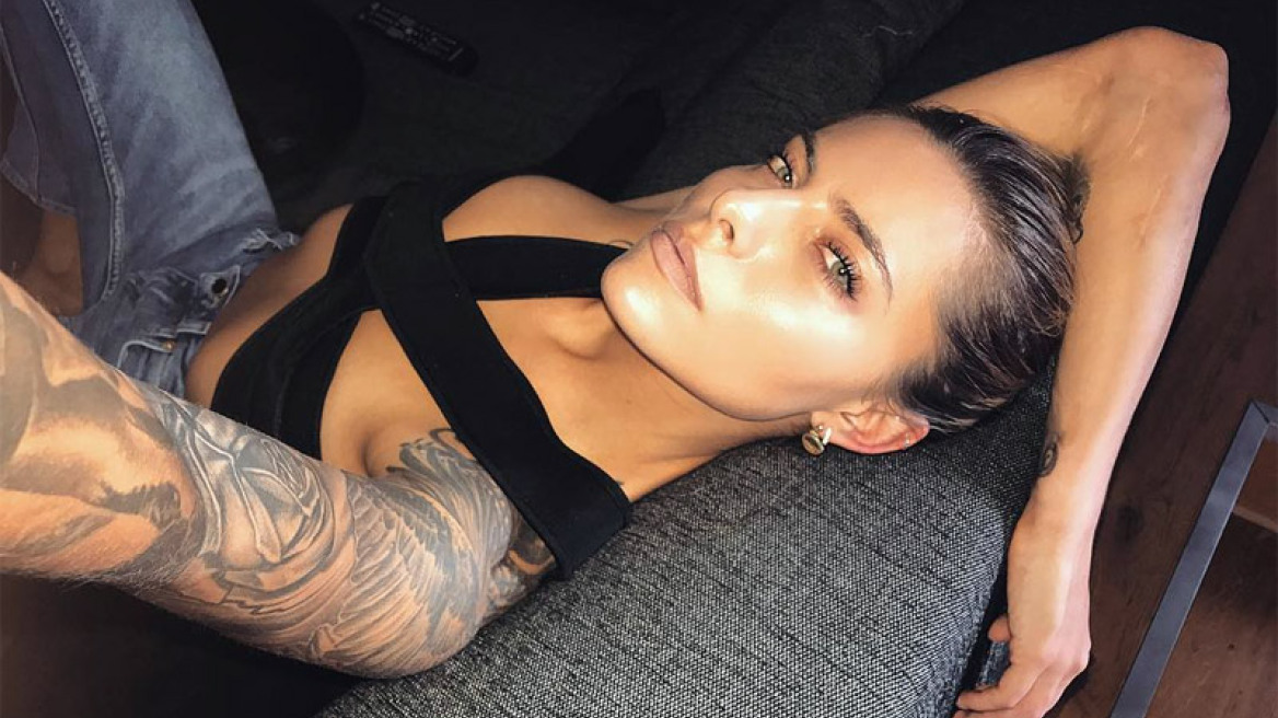 Σοφία Τομάλα: Η «θεά» τηλεοπτική σταρ που ψηφίζει «δαγκωτό» Μέρκελ 