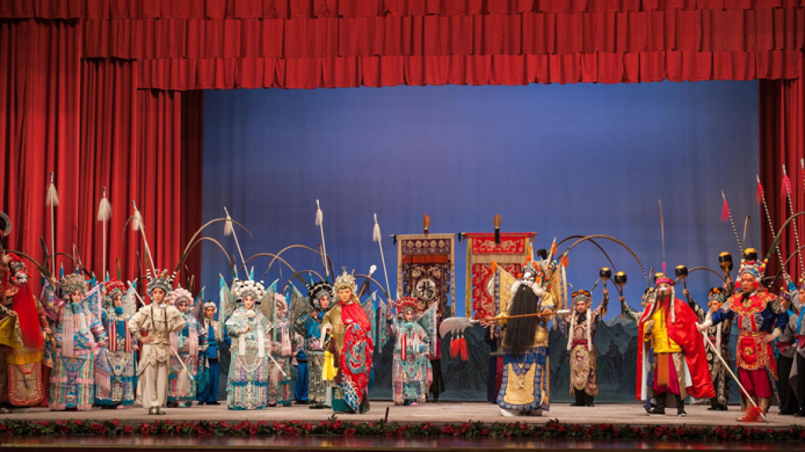 H Εθνική όπερα του Πεκίνου στο Μέγαρο