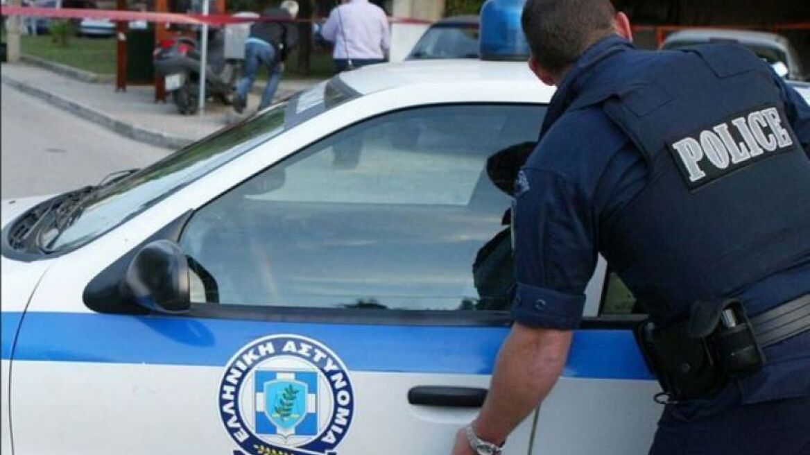 Λαμία: Παπαδιά μήνυσε παπαδιά!