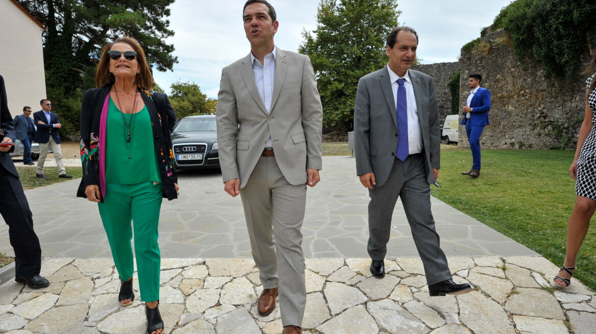 Στο Μουσείο Αργυροτεχνίας Ιωαννίνων ο Αλέξης Τσίπρας