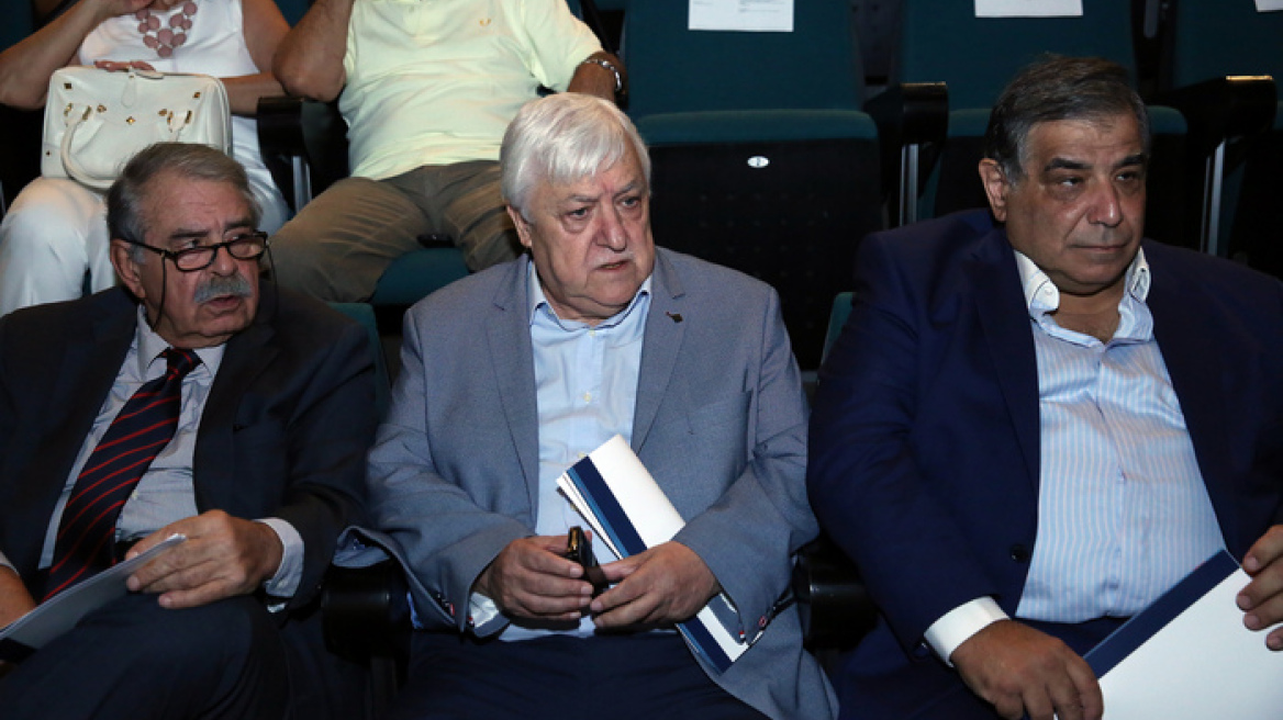 Δημοκρατική Ευθύνη: Πρόταση στα κόμματα για συνταγματική αναθεώρηση