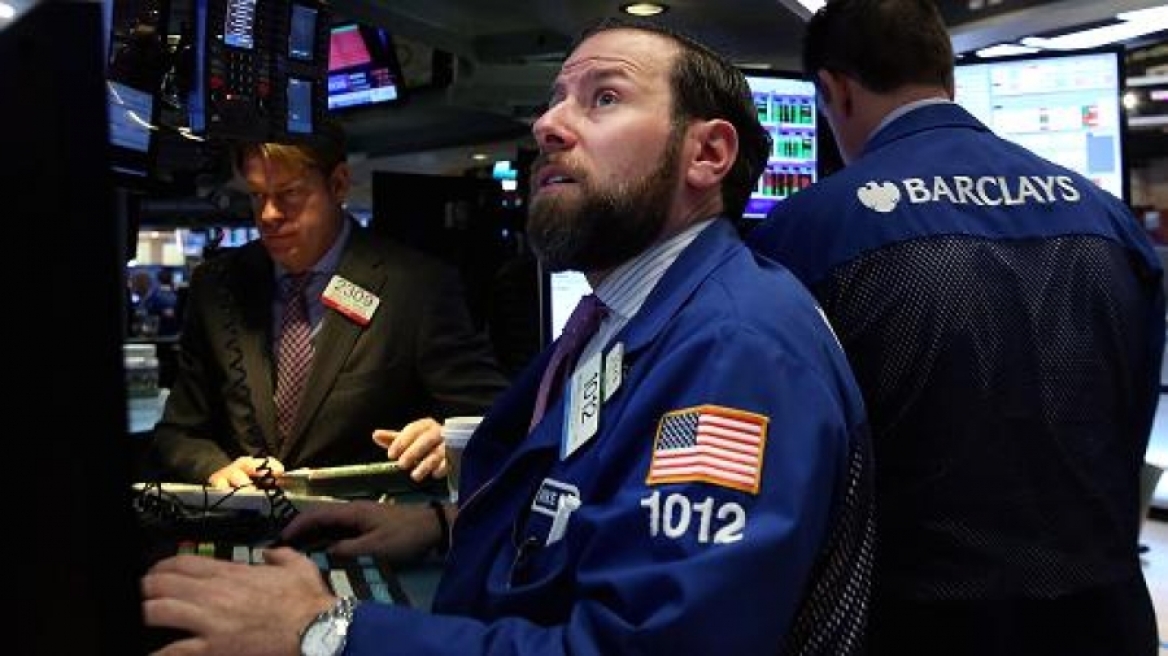Μεικτά πρόσημα στο κλείσιμο της Wall Street - Πτώση για τις τράπεζες
