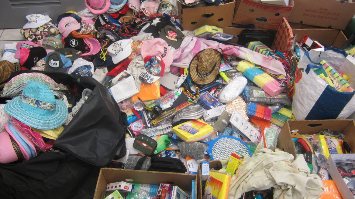 Πάτρα: Κατασχέθηκαν 50.000 είδη παραεμπορίου!