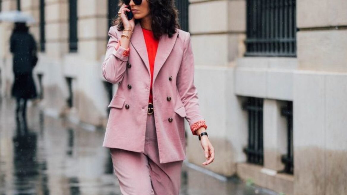 Επενδύστε έξυπνα: 10 πράγματα που θα ολοκληρώσουν τη γκαρνταρόμπα σας για τη νέα σεζόν
