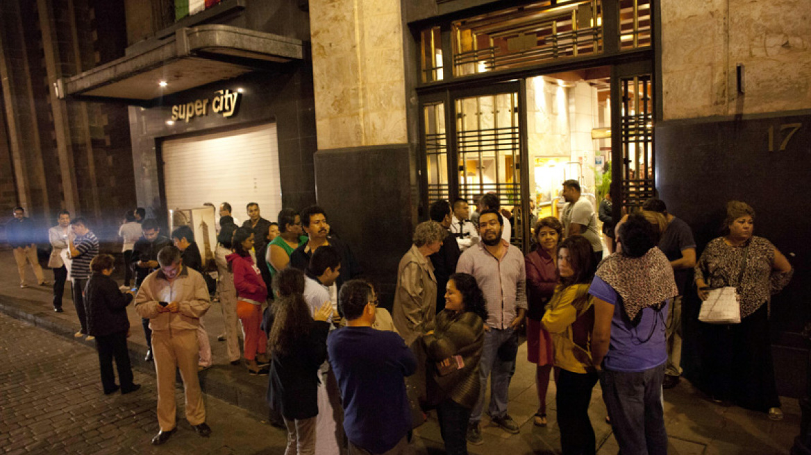 8.4 magnitude earthquake devastates Mexico. Reports of 2 deaths