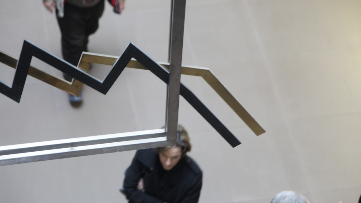 Με πτώση 1,03% έκλεισε το χρηματιστήριο - Εβδομαδιαίες απώλειες 1,95%
