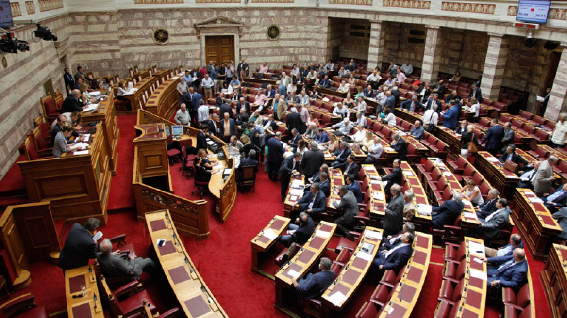 Αυτοδυναμία ΝΔ με διαφορά 10,7% από ΣΥΡΙΖΑ - Το πρώτο γκάλοπ για κεντροαριστερά 