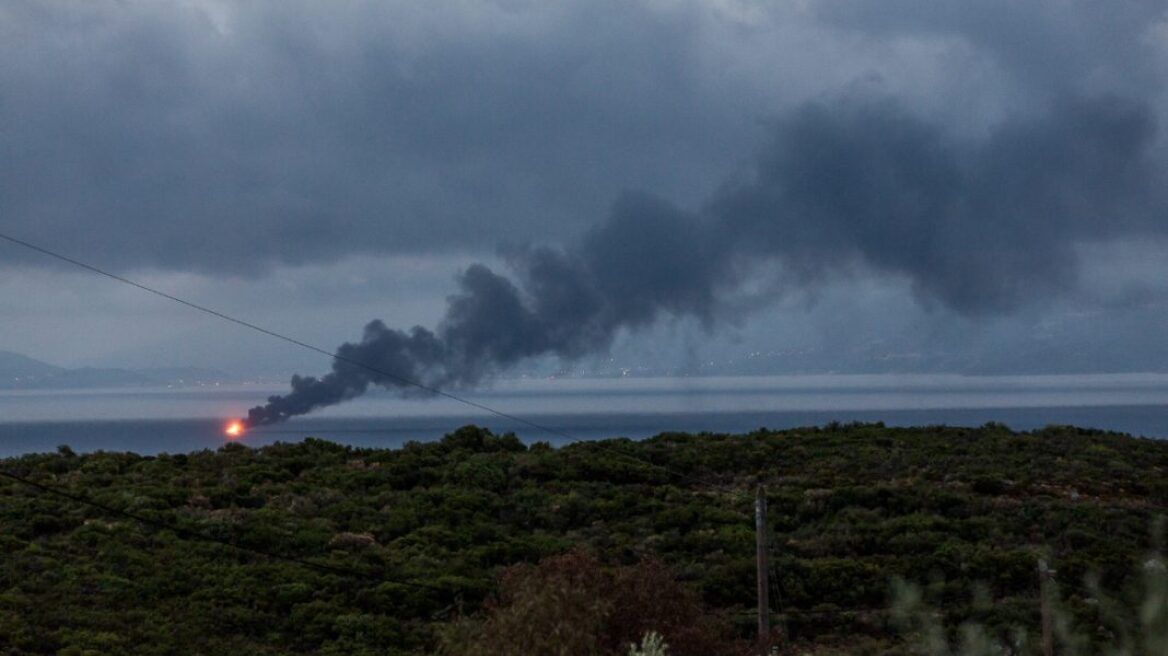Φωτιά σε τουριστικό σκάφος μεταξύ Κεφαλονιάς και Ζακύνθου - Σώοι οι επιβαίνοντες