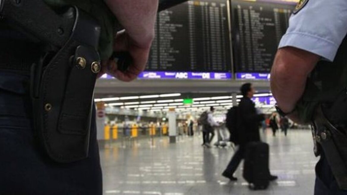 6 injured in Frankfurt airport gas attack