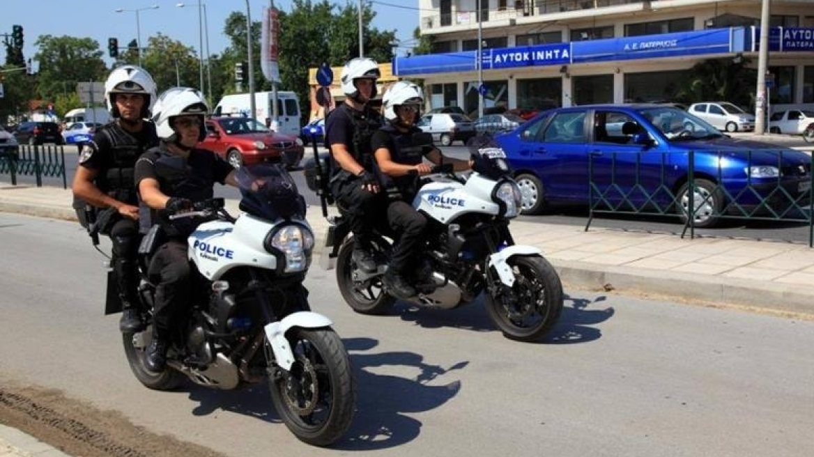 Αγρίνιο: Πιτσιρίκια βούτηξαν μηχανή για κούρεμα από κομμωτήριο!