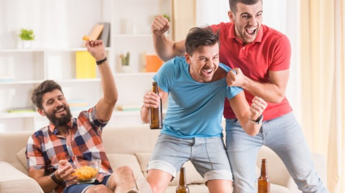 Έχει αγώνα σήμερα! Τι τρώνε όταν βλέπουν Eurobasket;