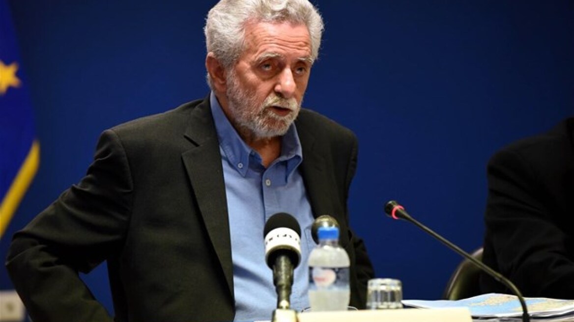 Ούτε υπονόησα, ούτε υπέδειξα παραίτηση Κουρουμπλή, λέει τώρα ο Δρίτσας