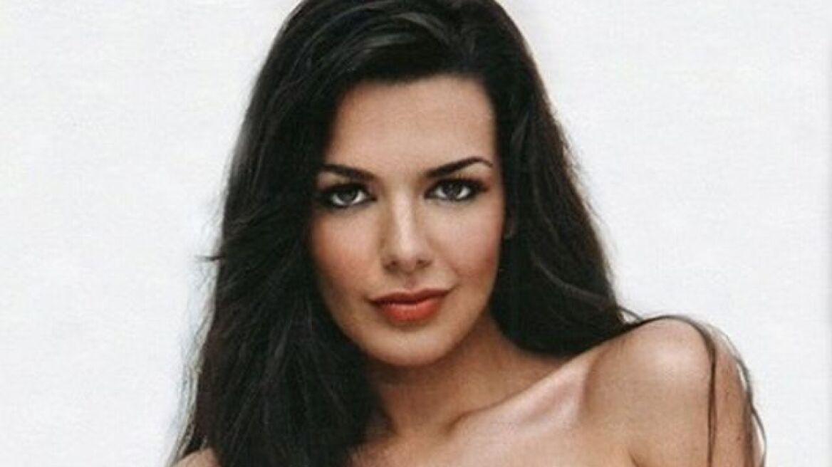 Appreciating beauty: Greek celebs in hot dresses (photos)