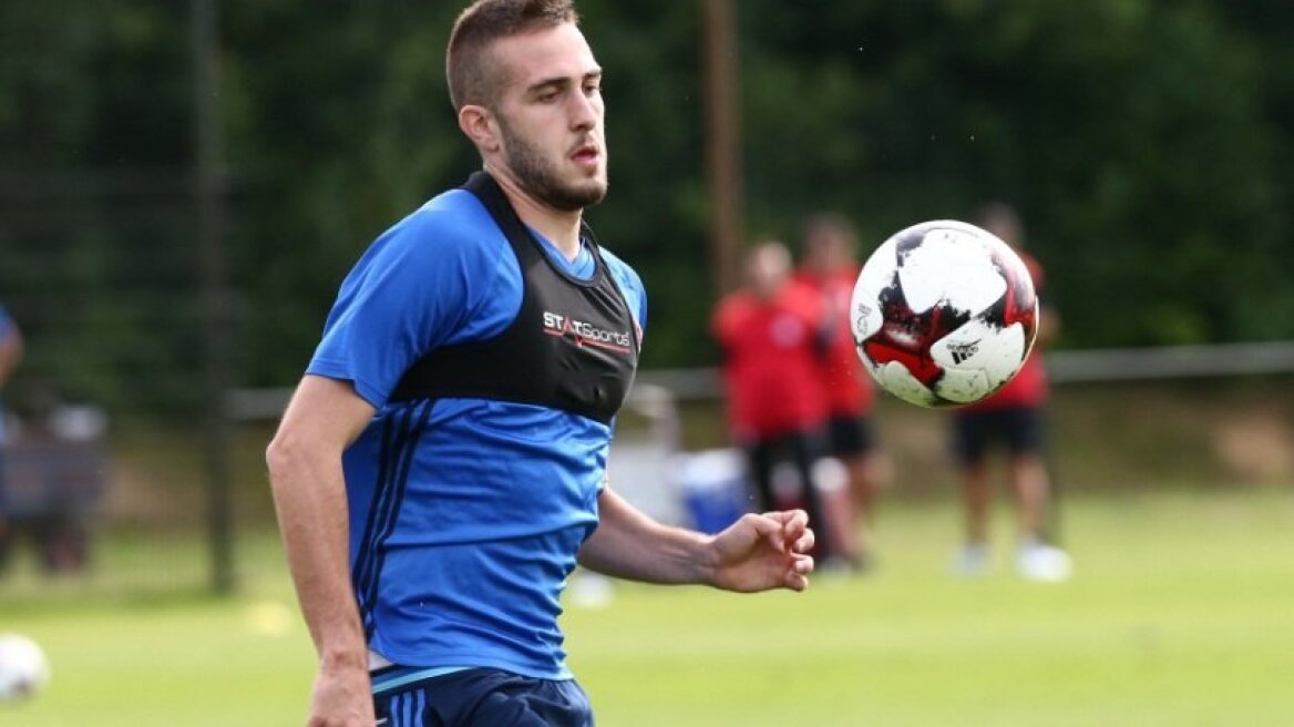 Ολυμπιακός: Διάστρεμμα ο Ανδρούτσος και εξετάσεις ο Φορτούνης