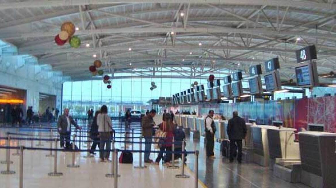 Tourists wanting to go north turned away at Larnaca airport