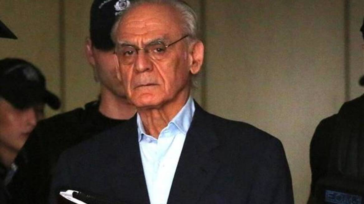 Άκης: Δεν έχω σχέση με λογαριασμούς στην Ελβετία - Όλα είναι σκευωρία του Ζήγρα