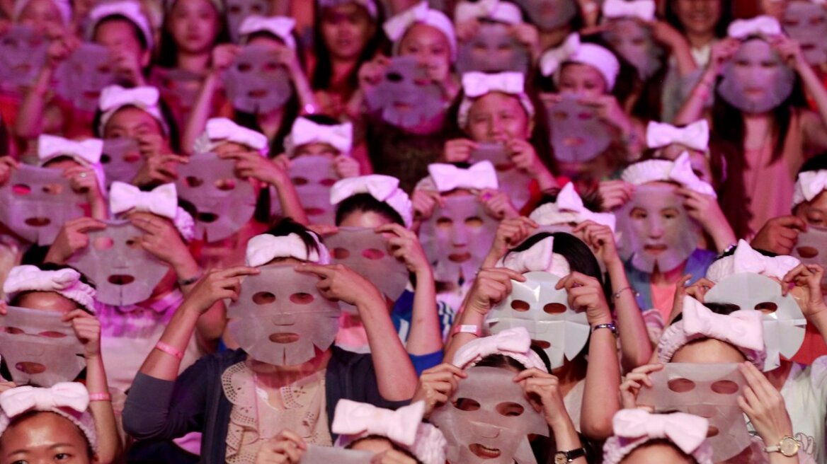 10 of the wierdest world records ever attempted! (photos)