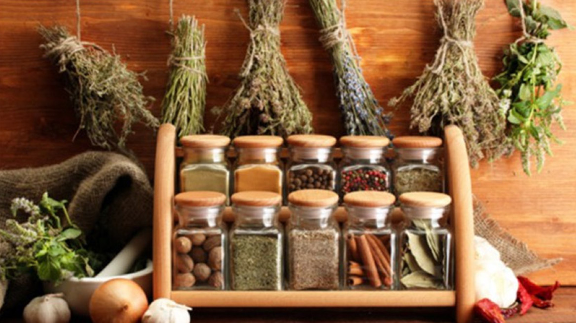 Να πώς διατηρούνται τα μπαχαρικά φρέσκα για μήνες