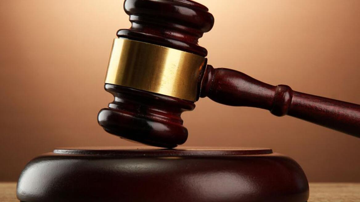  Προσωρινή παύση 6 μηνών σε δικαστίνα που καθυστερούσε την δημοσίευση  265 υποθέσεων  