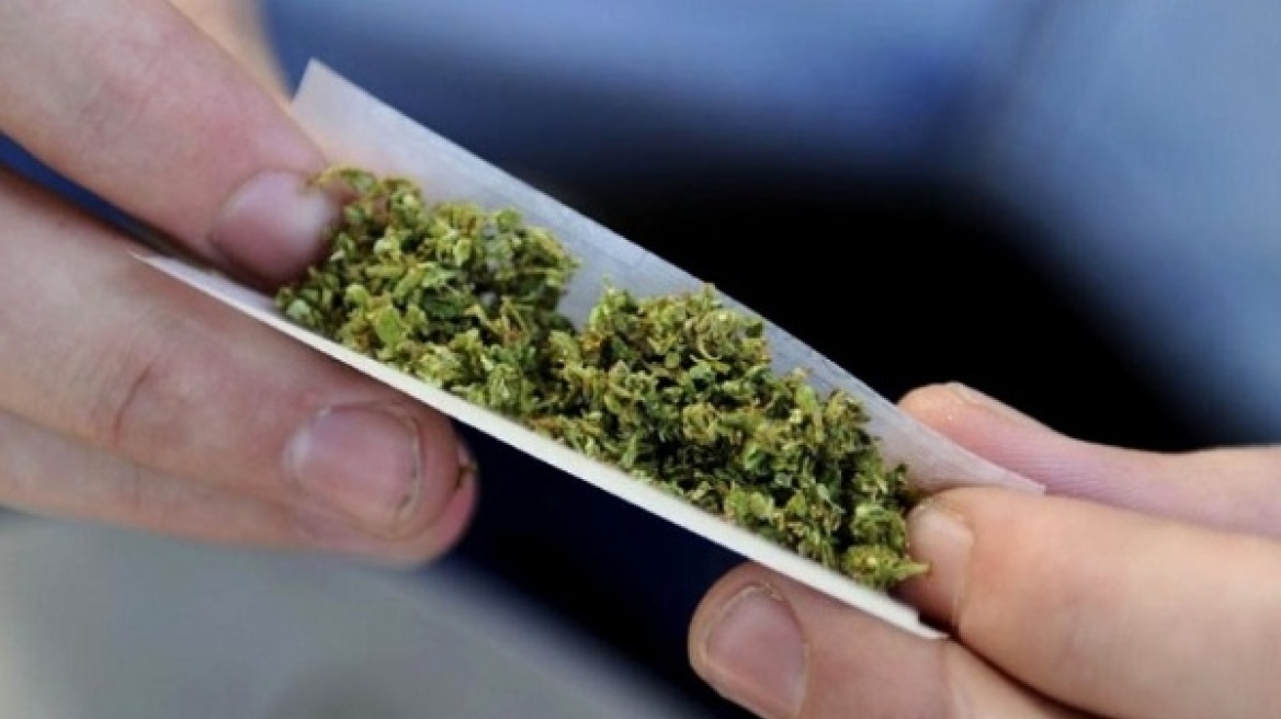 Τρίκαλα: 16χρονο αγόρι συνελήφθη με χασίς