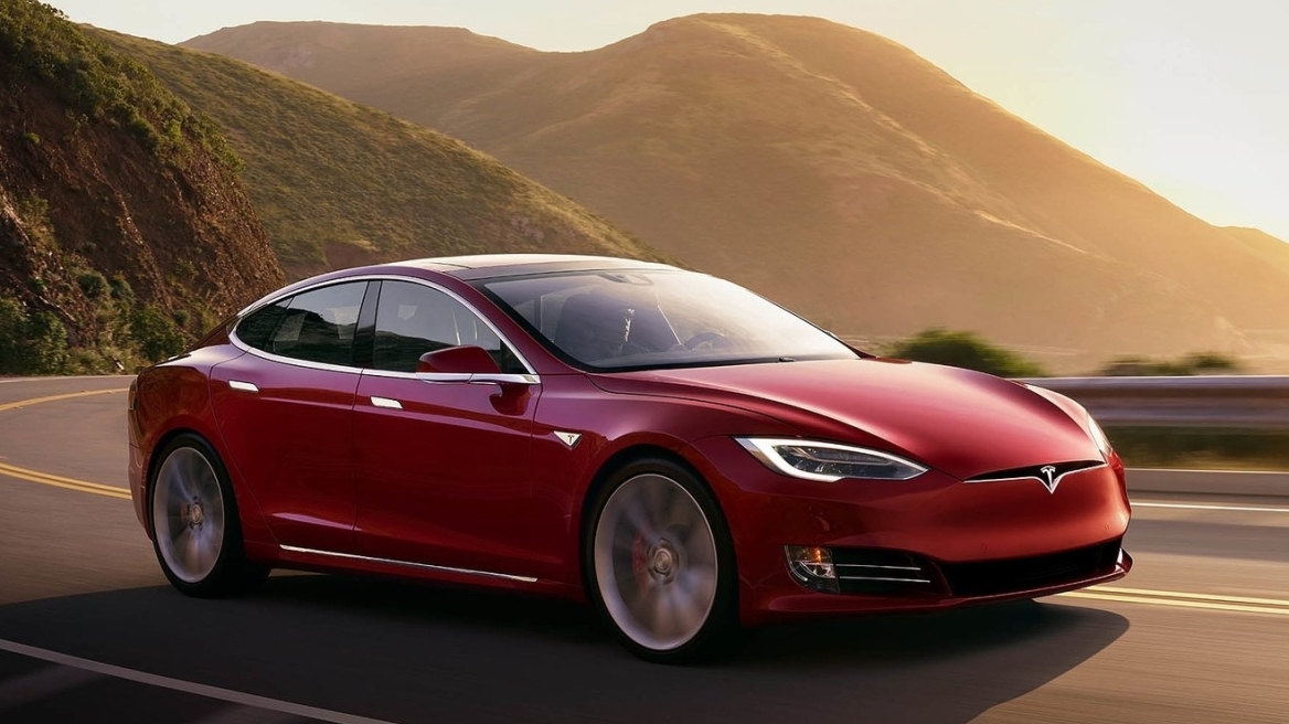 Θα έρθει Ελλάδα η Tesla;