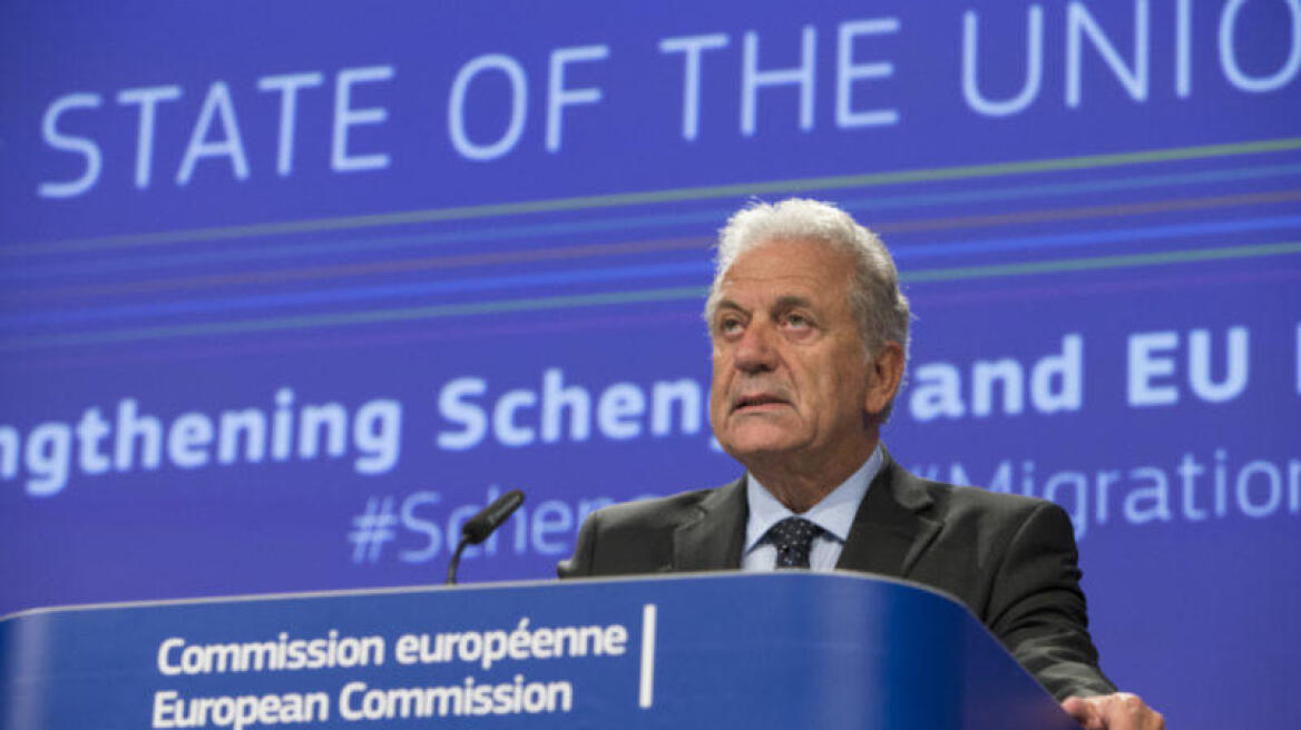 Commission moves from mandatory refugee relocations to voluntary resettlement