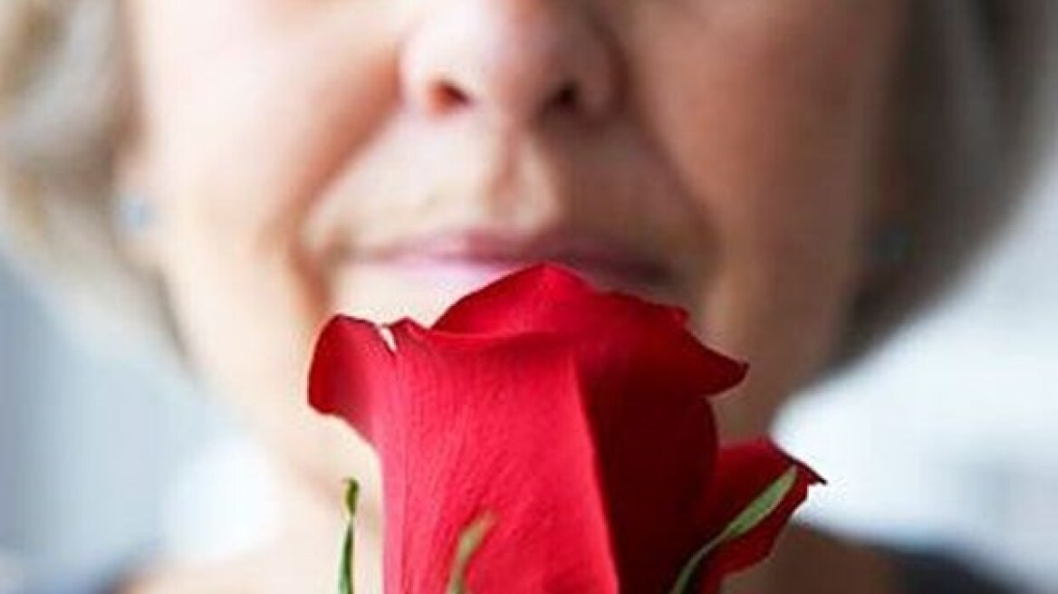 Κορωνοϊός: Το 86% των ασθενών με ήπια συμπτώματα αναφέρουν απώλεια όσφρησης! 