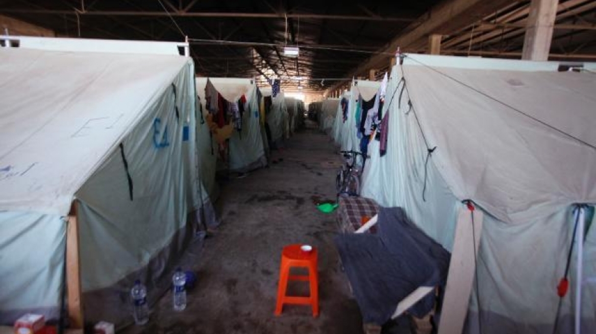 Κάθειρξη 16 ετών σε 21χρονο Αλγερινό που επιχείρησε να κάψει ζωντανούς τέσσερις Σύρους πρόσφυγες