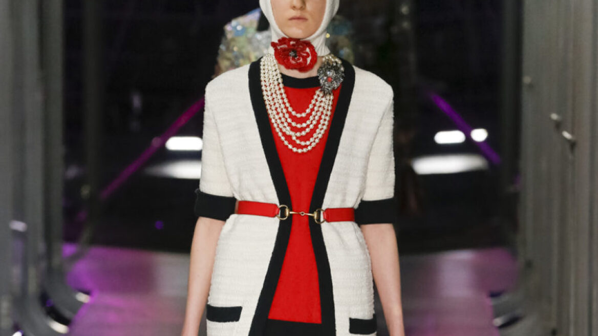 H Zara εκδοχή στο Gucci cardigan