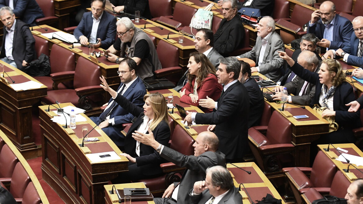 Ανατροπή: «Παρών» στο άρθρο 3 ως έχει αποφάσισε η ΔΗΣΥ 