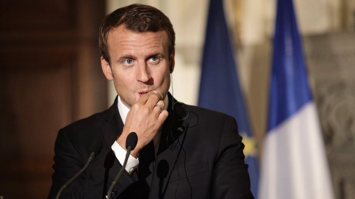 Μακρόν για Καταλονία: Θα βρεθεί ειρηνική λύση μετά την «επίδειξη δύναμης» του Πουτζεμόν