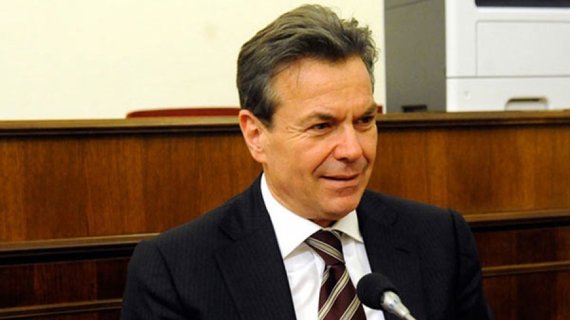 Πετρόπουλος: Στα 384 ευρώ το κατώτατο όριο για τις συντάξεις χηρείας  