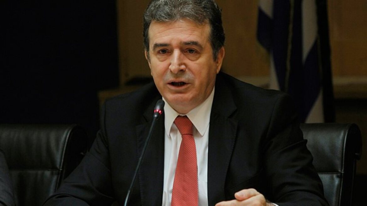 Άρθρο Χρυσοχοΐδη για την εγκληματικότητα: Απέναντι στο έγκλημα η πολιτική