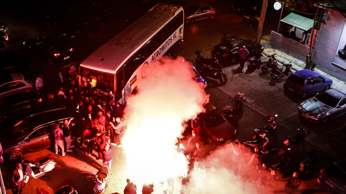Βίντεο: Πανζουρλισμός» στο Περιστέρι για τον Ατρόμητο!