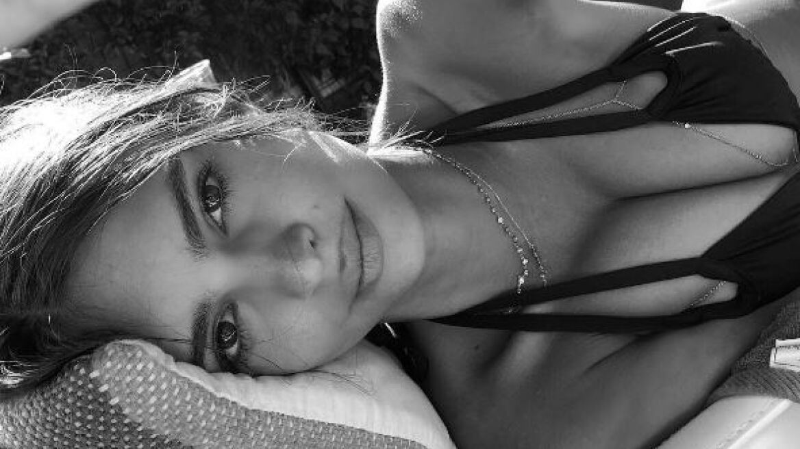 «Φωτιά» έβαλε στην Κυριακή η  Emily Ratajkowski 