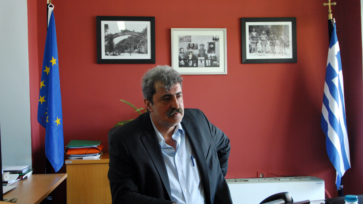 Πολάκης κατά ΝΕΩΝ για το πρωτοσέλιδο της Δευτέρας