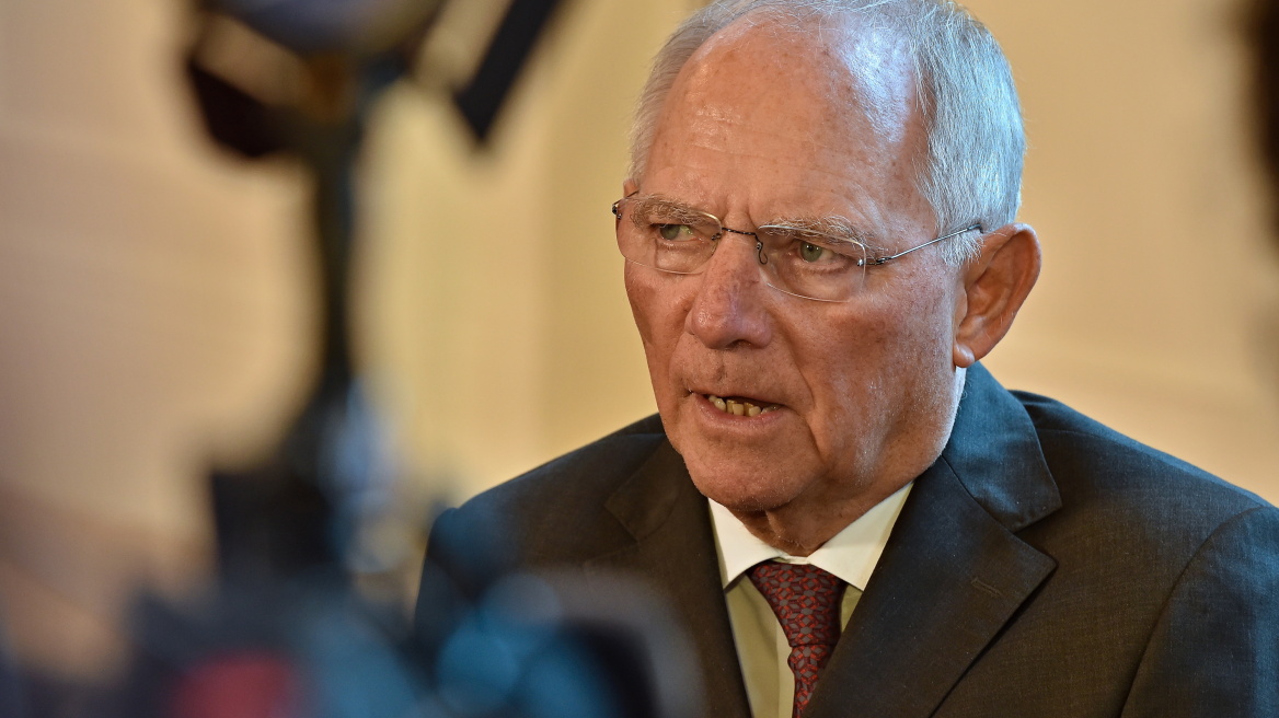 Σόιμπλε: Δεν διατάξαμε ποτέ τους Έλληνες να κόψουν τις συντάξεις