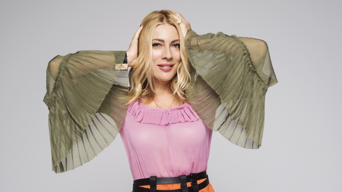 Η Σμαράγδα Καρύδη επιστρέφει... με μουσικό τηλεπαιχνίδι