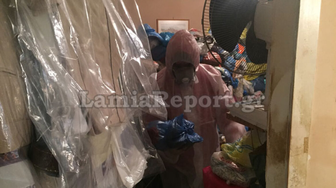 Λαμία: Ζούσε επί χρόνια ανάμεσα σε σωρούς σκουπιδιών και κατσαρίδες