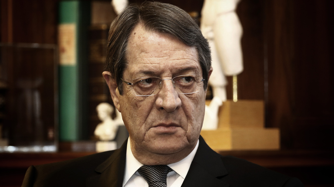 Ο Αναστασιάδης διέγραψε χρέη 19,5 εκατ. ευρώ από κυπριακές ομάδες προς το κράτος!